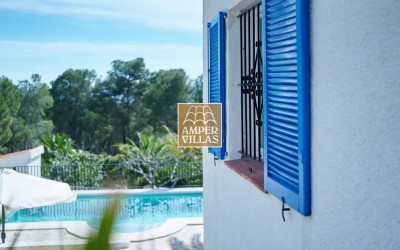 Уютная вилла с прекрасным видом на море и Альтею.